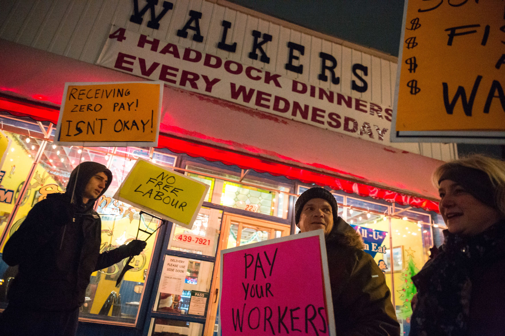 Walker's protest (Photo 5)